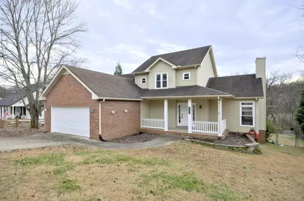 Clarksville, TN 37040,692 W CREEK DR