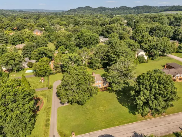 Nashville, TN 37215,6313 Chickering Cir