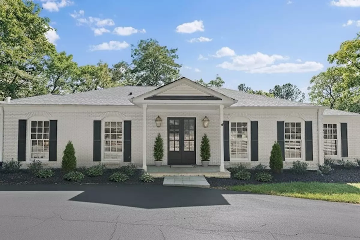 Brentwood, TN 37027,5622 Hillview Dr