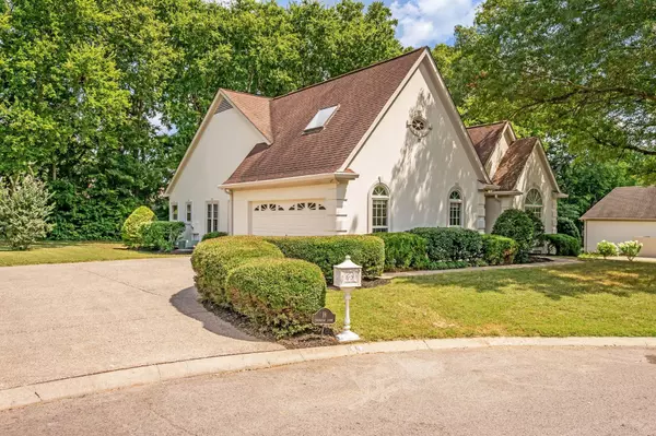 Brentwood, TN 37027,18 Lymington Ct