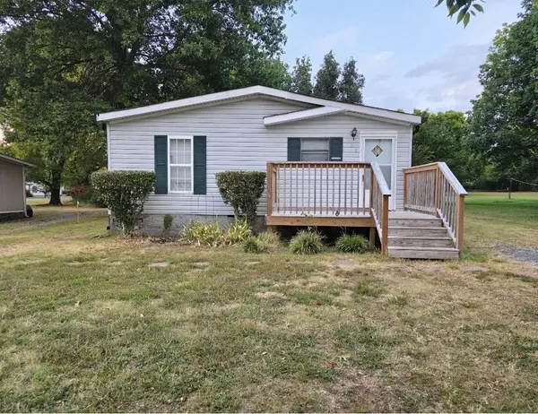 421 Hobbs Ave, Lebanon, TN 37087