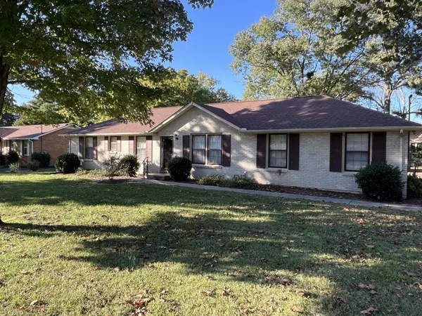 Nashville, TN 37221,8041 Arbor Dr