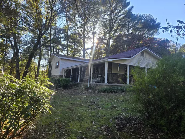 Tracy City, TN 37387,75 Travis St