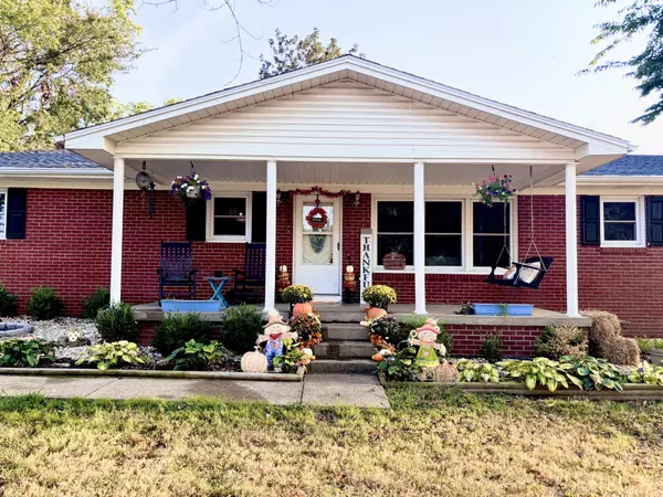 2021 Riverbend Rd, Hopkinsville, KY 42240