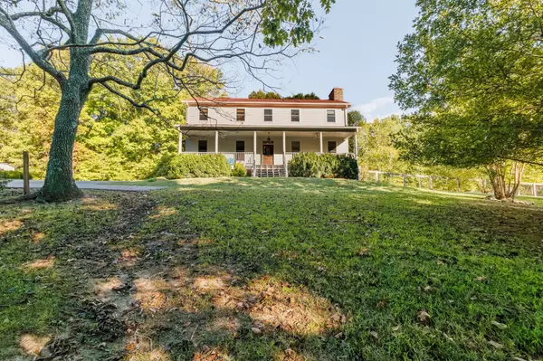 Charlotte, TN 37036,720 Mount Hebron Rd