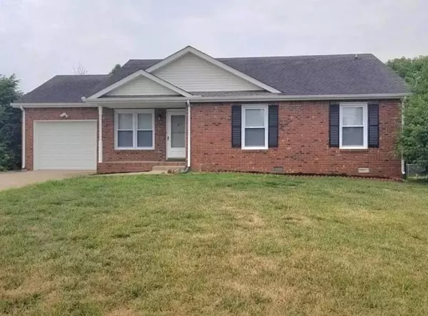 1916 Bridgewater Dr, Clarksville, TN 37042