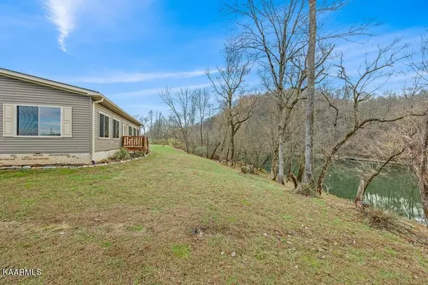 Celina, TN 38551,557 Hiawassee Ln
