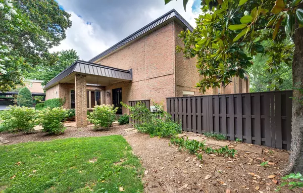 Nashville, TN 37215,692 Timber Ln