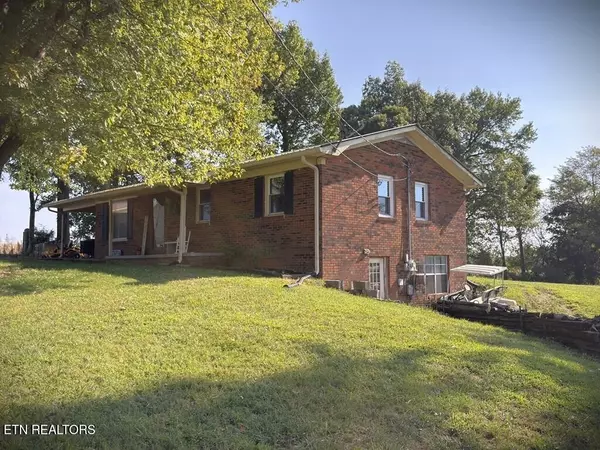 Allons, TN 38541,166 Gray Lane
