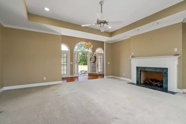 Smithville, TN 37166,328 Riley Ave