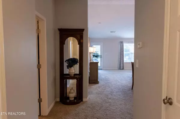 Knoxville, TN 37909,6800 Pemmbrooke Shire Lane