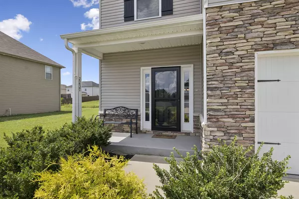 2237 Pathfinder Dr, Murfreesboro, TN 37127