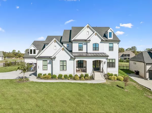 4773 Woodrow Pl, Arrington, TN 37014