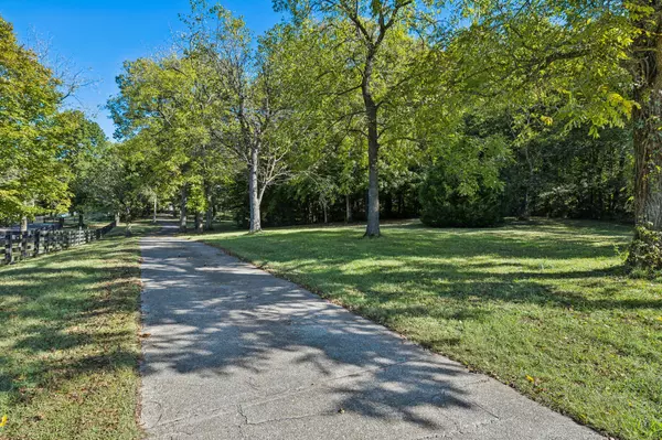Franklin, TN 37064,4216 Crowder Rd