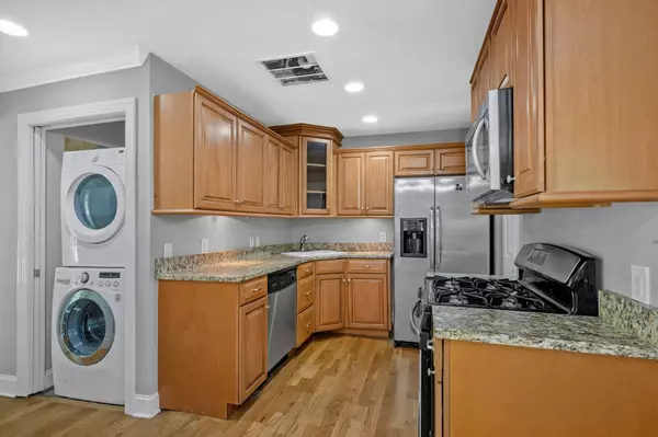 Nashville, TN 37215,3900 Wallace Ln