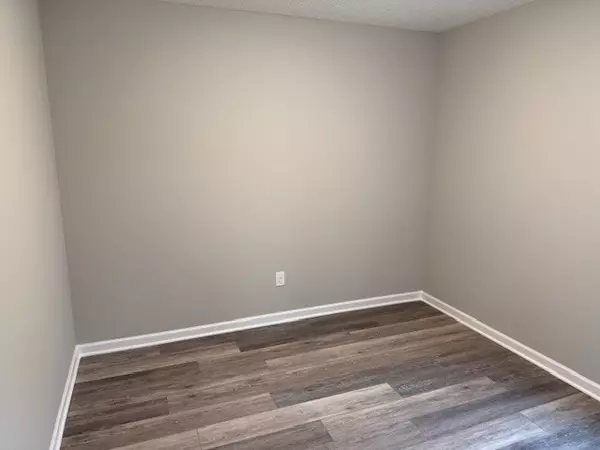 Tullahoma, TN 37388,421 w Waggoner St