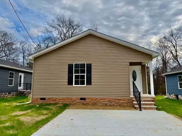 Tullahoma, TN 37388,419 W Waggoner St