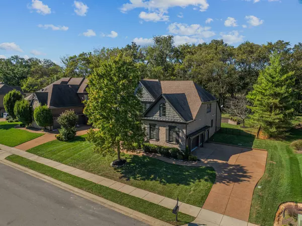 Franklin, TN 37067,9092 Chardonnay Trce