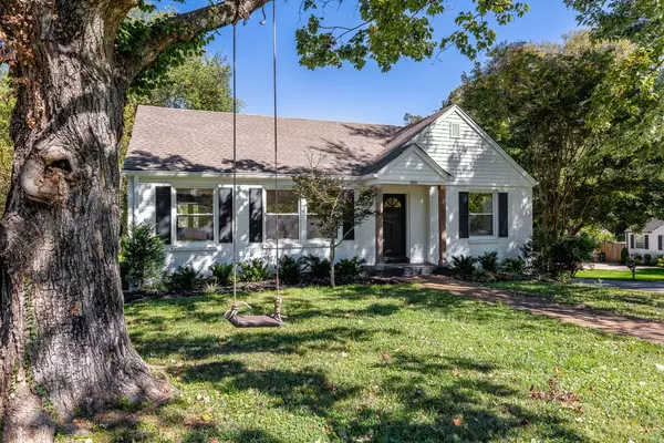 900 Woodmont Blvd, Nashville, TN 37204