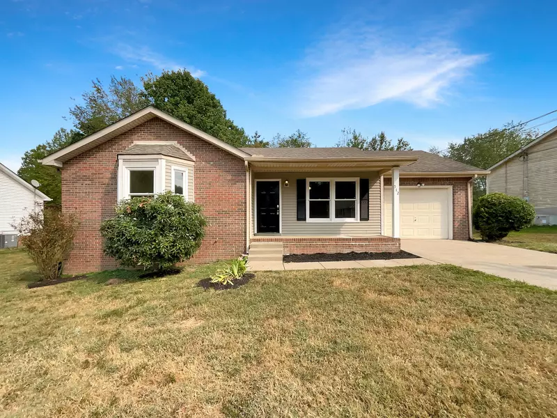 512 Pointer Ln, Clarksville, TN 37042