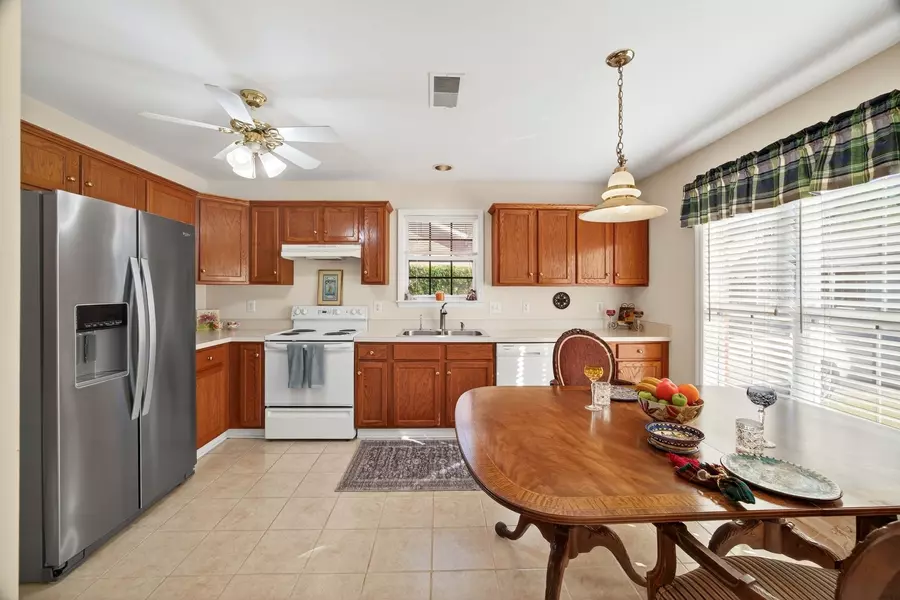 24 Holland Park Ln, Franklin, TN 37069