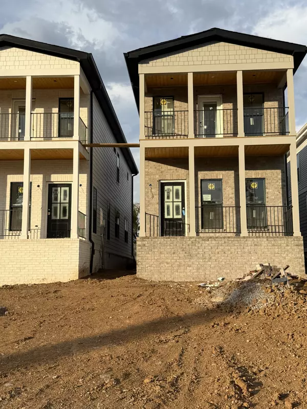 Nashville, TN 37216,903B Delmas Ave