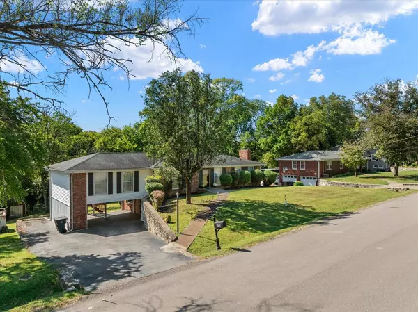 112 Blue Hills Ct, Nashville, TN 37214