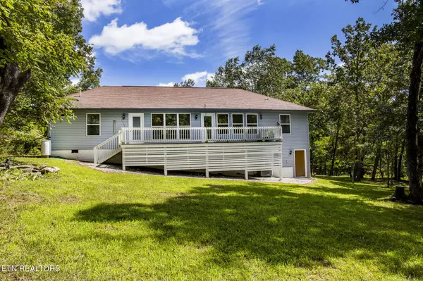 Crossville, TN 38558,123 Saint George Place