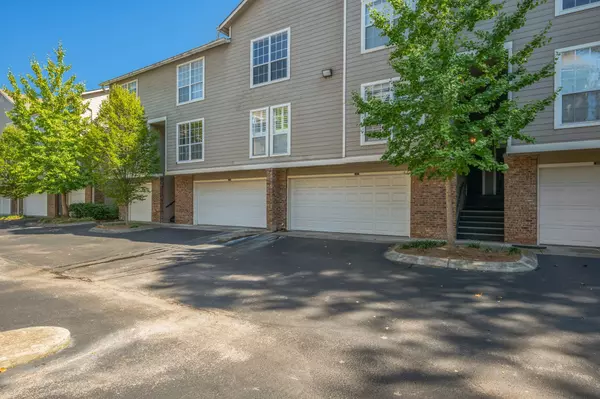 2053 Stokes Ln, Nashville, TN 37215