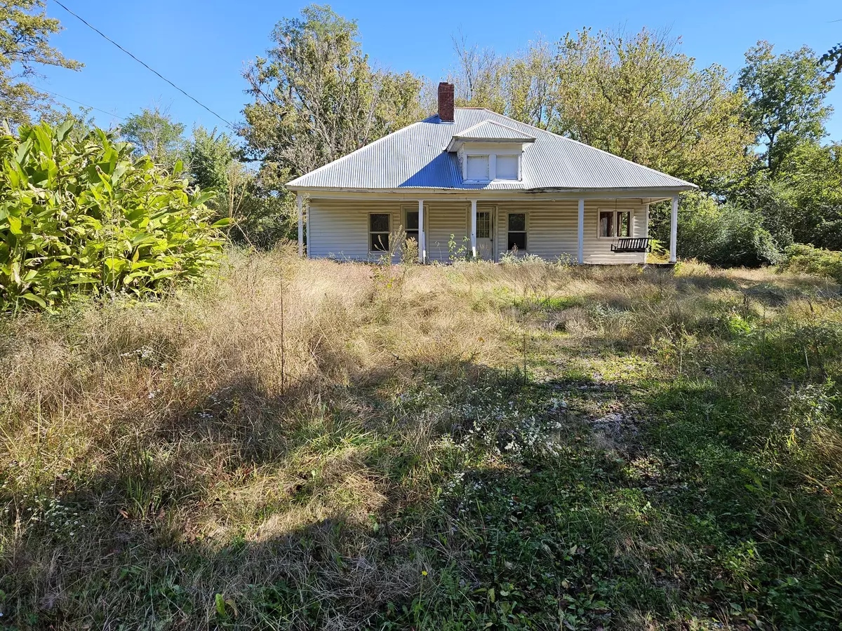 Woodbury, TN 37190,801 Old McMinnville Hwy