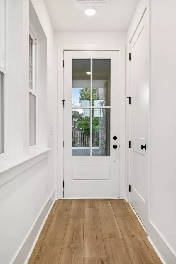 Nashville, TN 37206,207 Daydreamer Lane