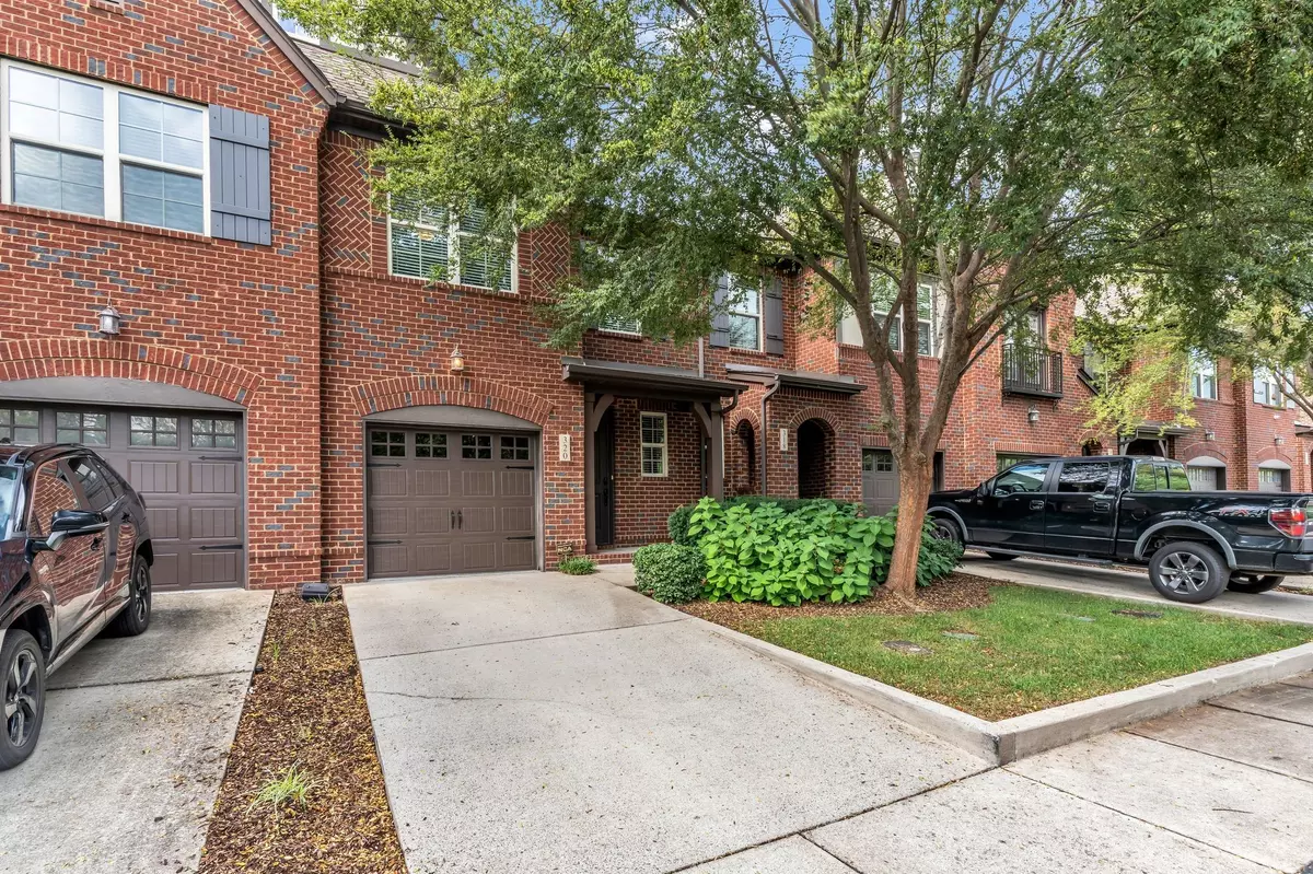 Hendersonville, TN 37075,320 Coronado Private Circle