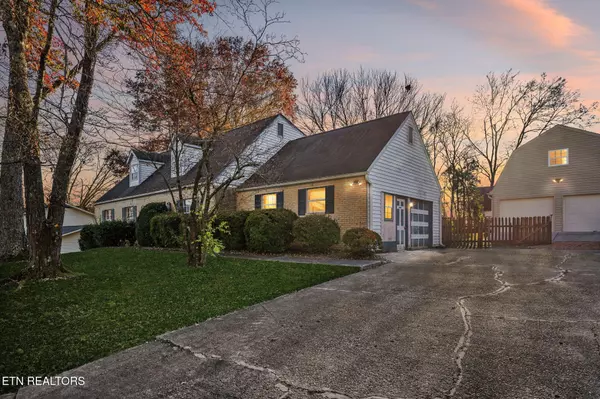 Knoxville, TN 37932,1829 Plumb Branch Rd