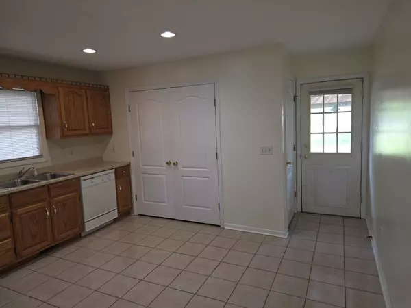 Tullahoma, TN 37388,412 Campbell Ave