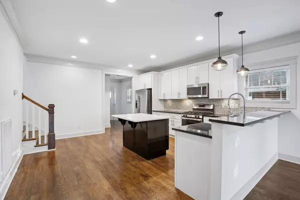 Nashville, TN 37212,1719B 14th Ave #S