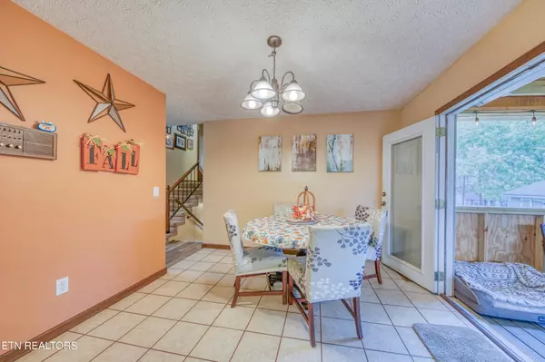 Maryville, TN 37803,2327 Eau Clair Drive