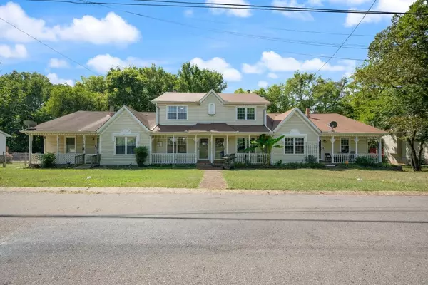 733 Lake Terrace Dr, Nashville, TN 37217