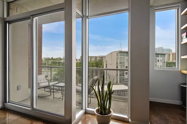 Nashville, TN 37203,600 12th Ave #S #731