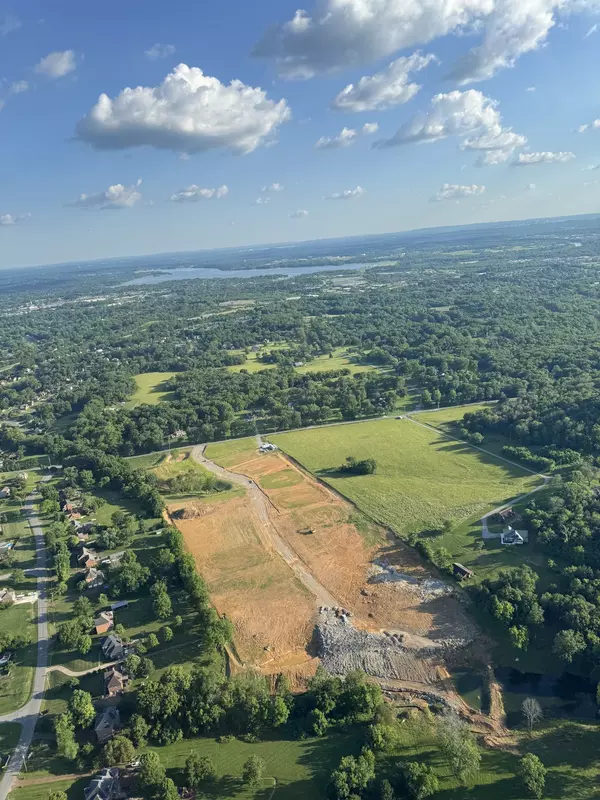 Hendersonville, TN 37075,0 Forest Retreat Rd