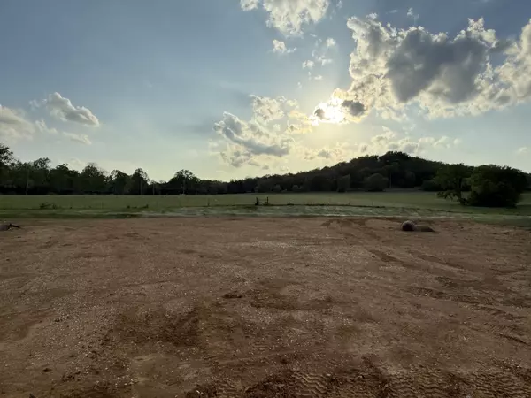 Hendersonville, TN 37075,0 Forest Retreat Rd
