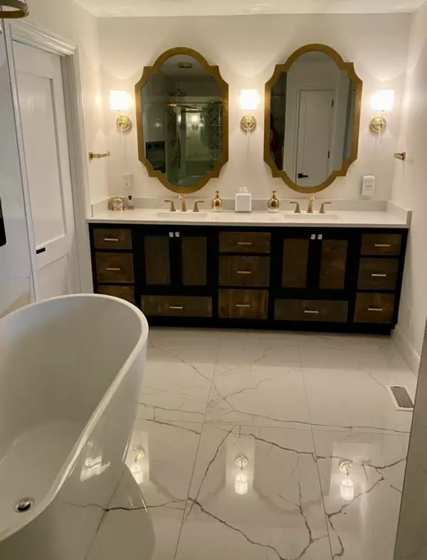 Brentwood, TN 37027,8115 Vaden Dr