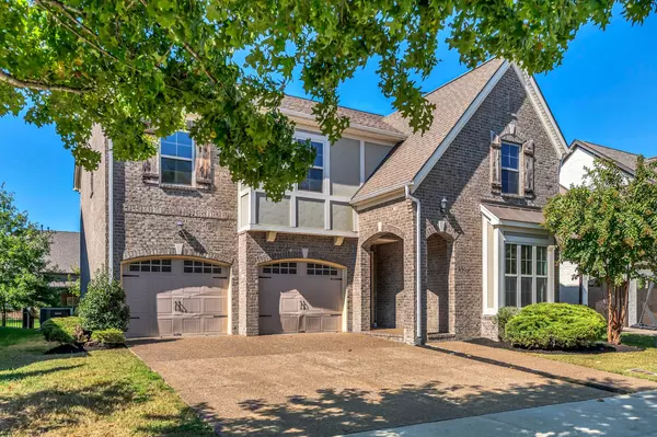 2009 Heflin Ln, Franklin, TN 37069