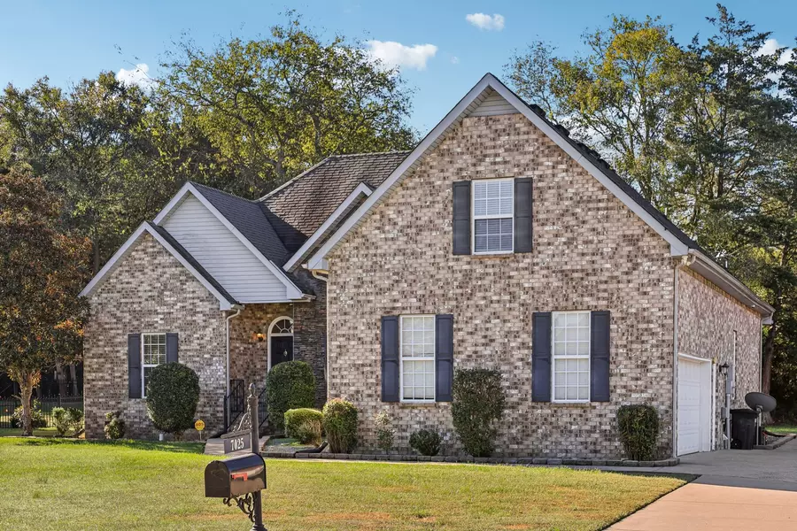 7025 Grindstone Way, Murfreesboro, TN 37129