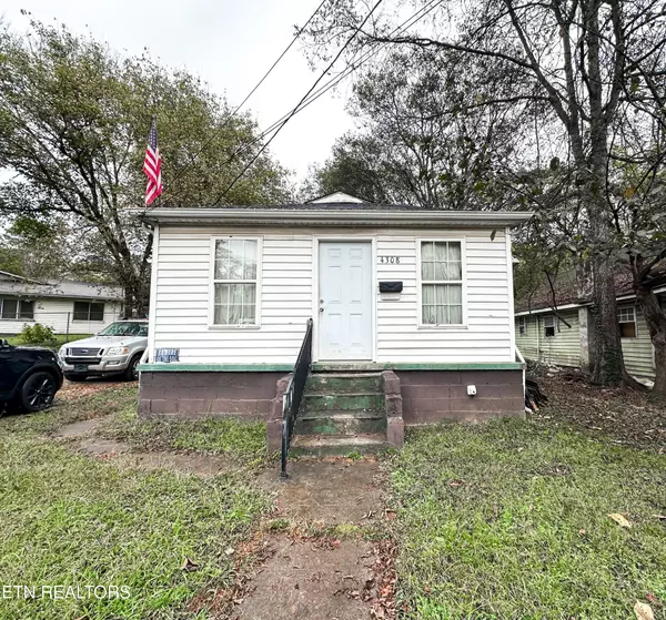 4308 Edington Rd, Knoxville, TN 37920