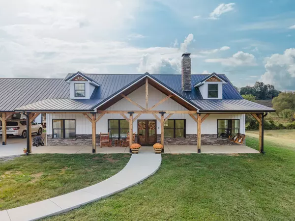 Petersburg, TN 37144,1923 Bradford Rd