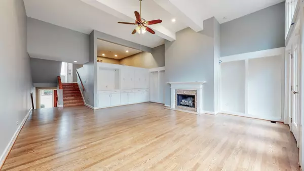 Nashville, TN 37215,126 Hampton Pl