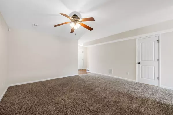 Clarksville, TN 37042,770 Needmore Road #6