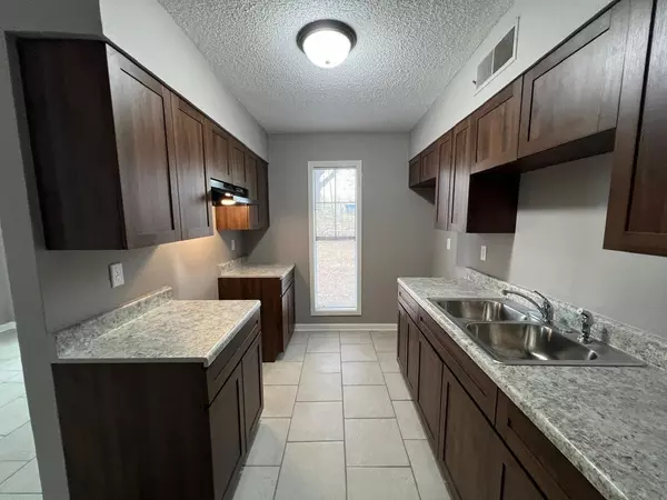 Memphis, TN 38128,3924 WINWOOD DR