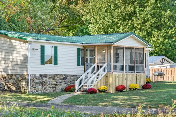 Lafayette, TN 37083,634 Pointe Ln