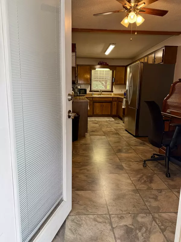 Belvidere, TN 37306,26 Water Cure Rd